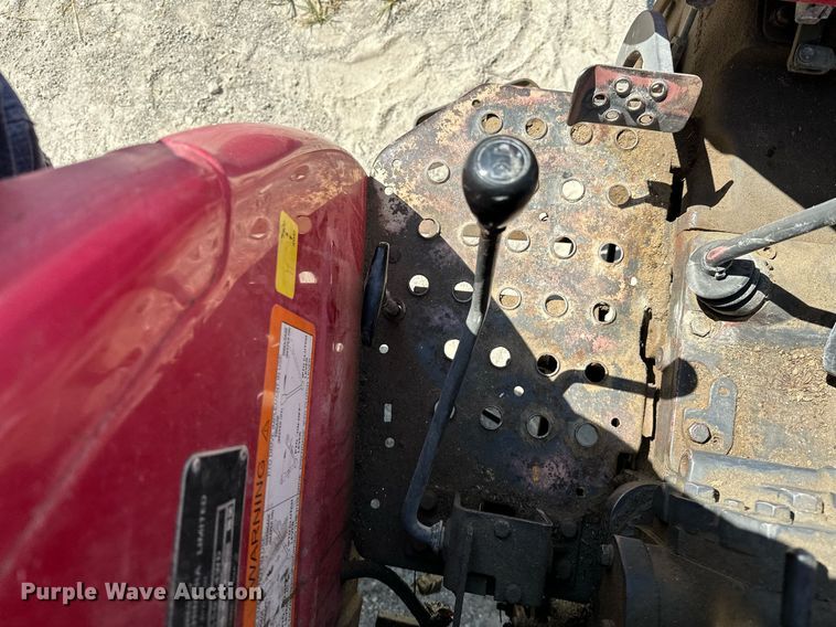 image for item OC9178 2004 Mahindra 6500  MFWD tractor