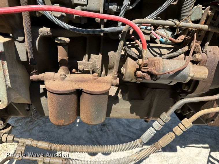 image for item OC9178 2004 Mahindra 6500  MFWD tractor