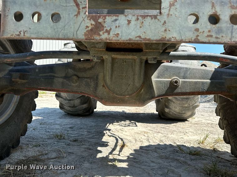 image for item OC9178 2004 Mahindra 6500  MFWD tractor