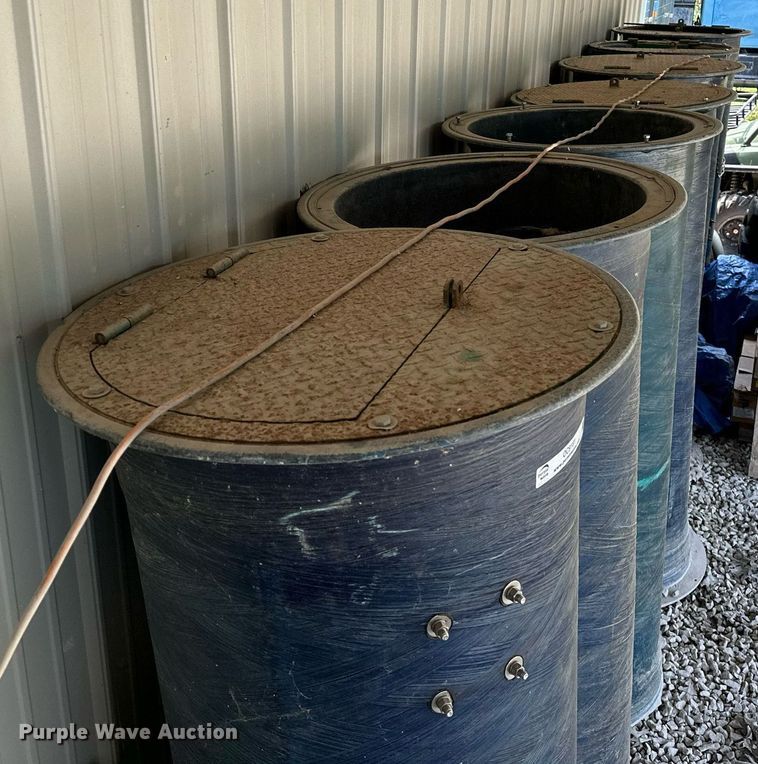 image for item OC9181 (7) Myers 24393D sewer grinder pits