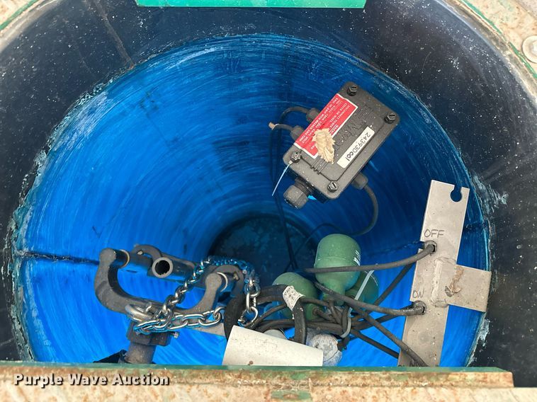 image for item OC9181 (7) Myers 24393D sewer grinder pits