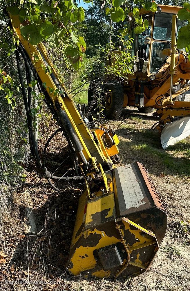 image for item OC9182 2007 Orsi River HD154S  side boom flail mower