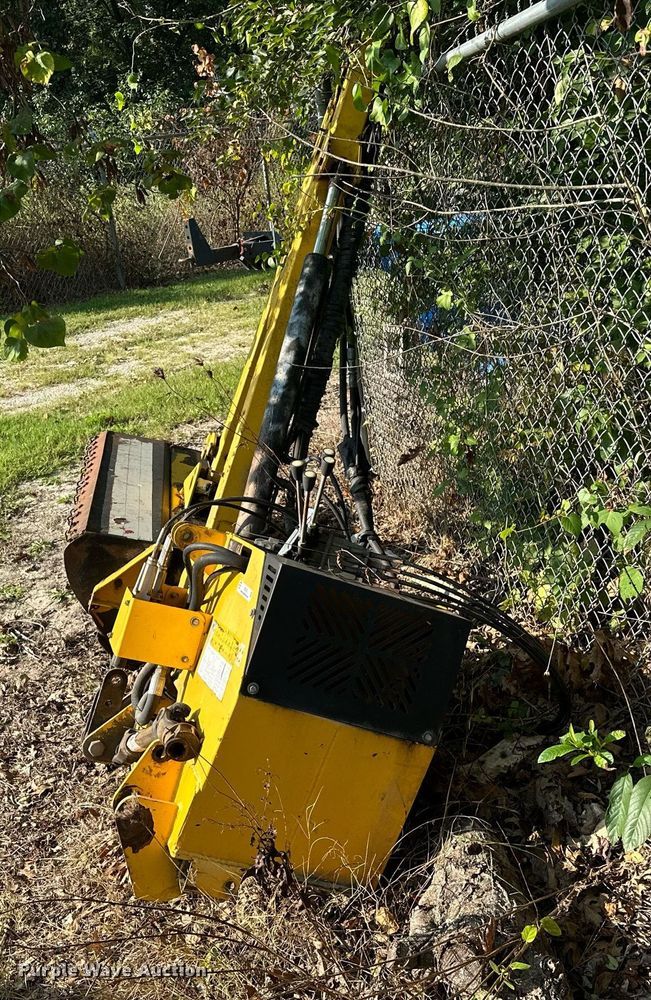 image for item OC9182 2007 Orsi River HD154S  side boom flail mower