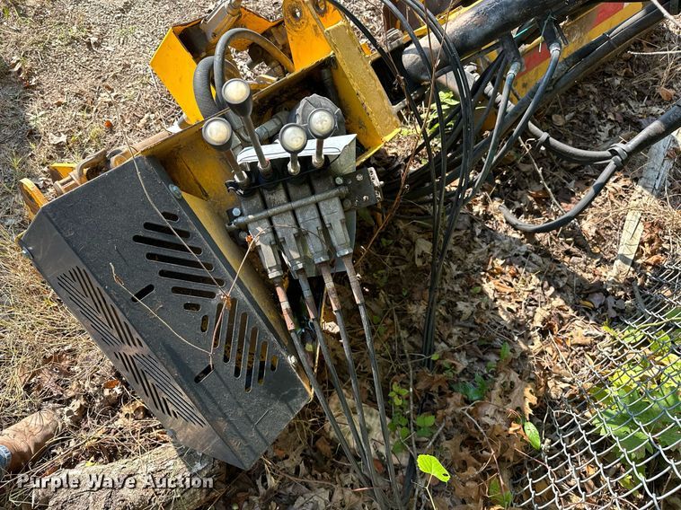 image for item OC9182 2007 Orsi River HD154S  side boom flail mower