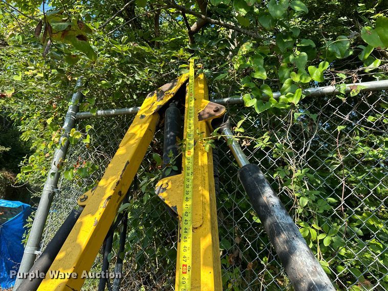 image for item OC9182 2007 Orsi River HD154S  side boom flail mower