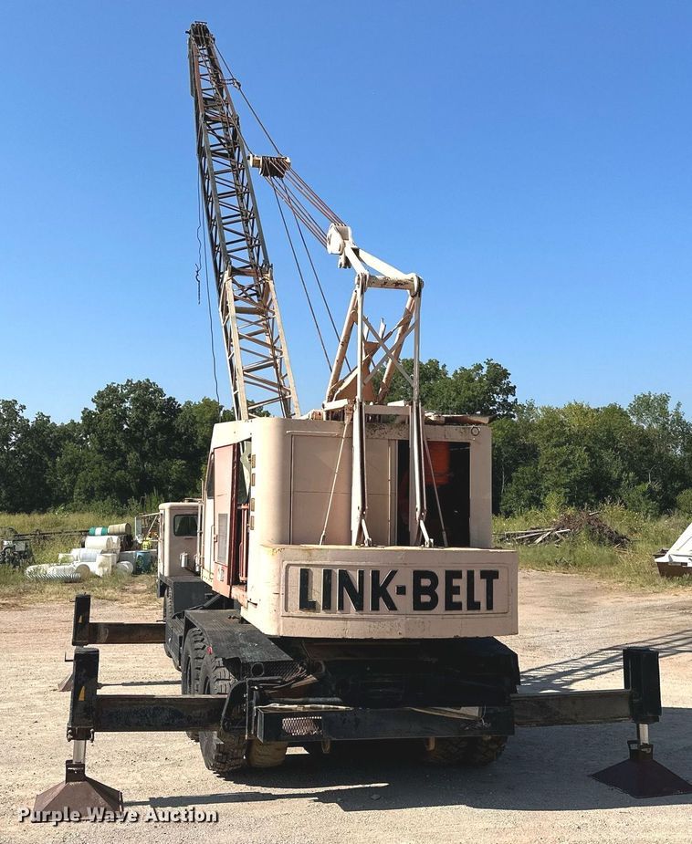 image for item OC9190 Link-Belt  HC-108B crane