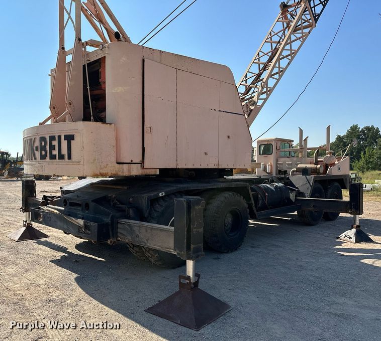 image for item OC9190 Link-Belt  HC-108B crane