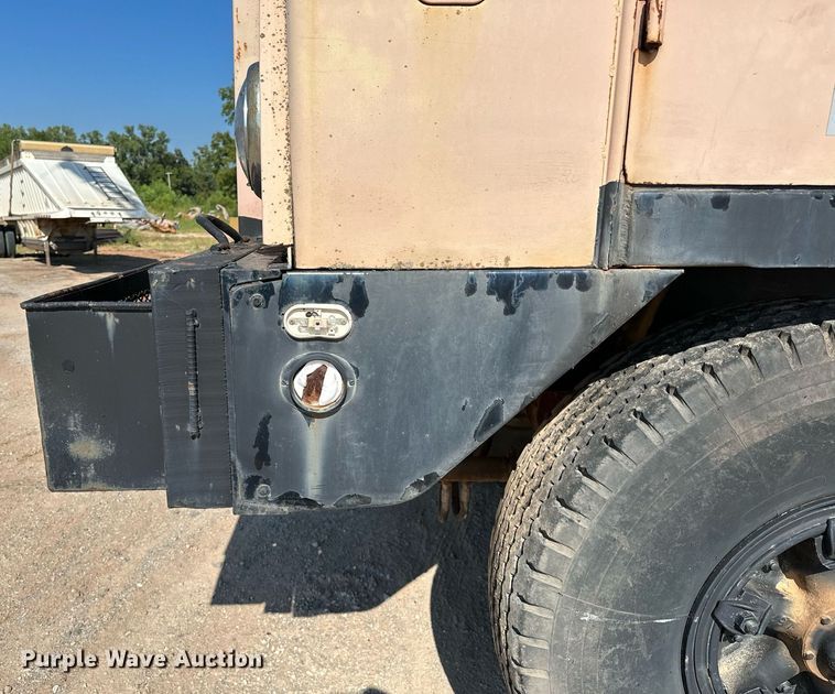 image for item OC9190 Link-Belt  HC-108B crane