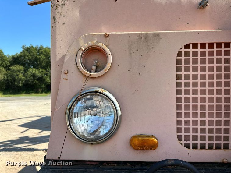 image for item OC9190 Link-Belt  HC-108B crane