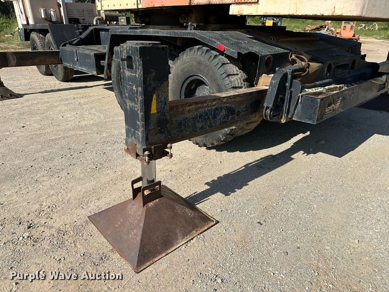 image for item OC9190 Link-Belt  HC-108B crane