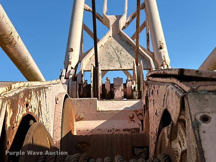 image for item OC9190 Link-Belt  HC-108B crane