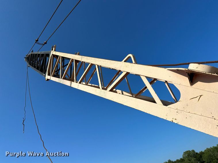 image for item OC9190 Link-Belt  HC-108B crane