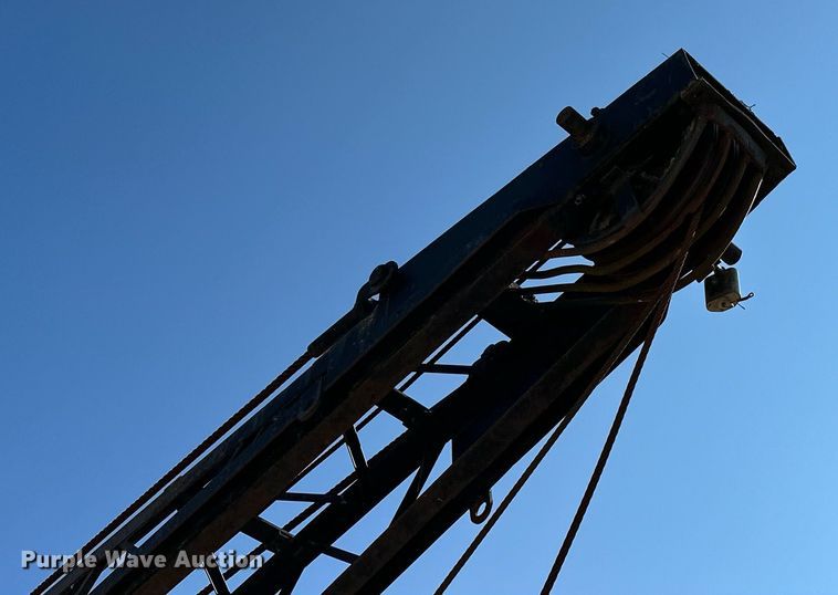 image for item OC9190 Link-Belt  HC-108B crane