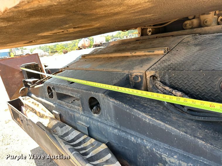 image for item OC9190 Link-Belt  HC-108B crane