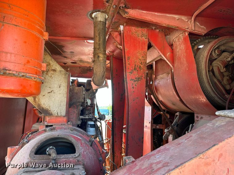 image for item OC9190 Link-Belt  HC-108B crane