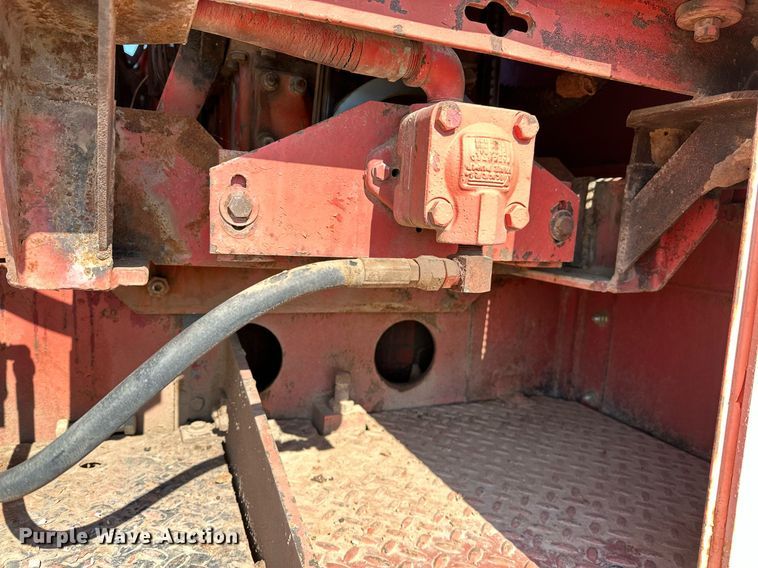 image for item OC9190 Link-Belt  HC-108B crane