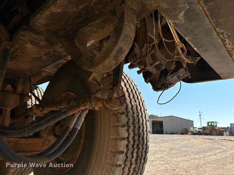 image for item OC9190 Link-Belt  HC-108B crane