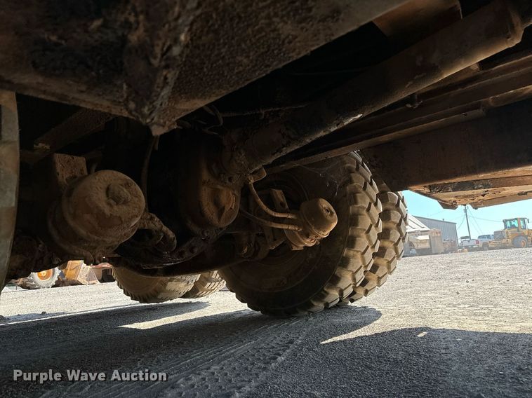 image for item OC9190 Link-Belt  HC-108B crane