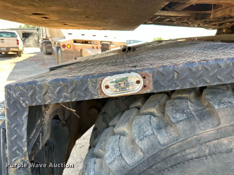 image for item OC9190 Link-Belt  HC-108B crane