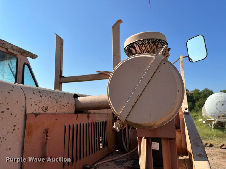 image for item OC9190 Link-Belt  HC-108B crane