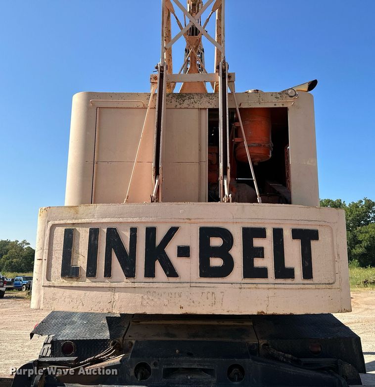 image for item OC9190 Link-Belt  HC-108B crane