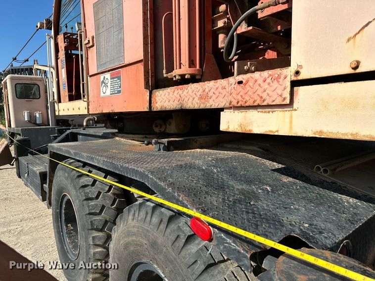 image for item OC9190 Link-Belt  HC-108B crane