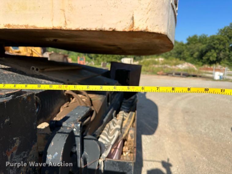 image for item OC9190 Link-Belt  HC-108B crane