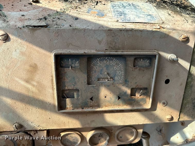 image for item OC9190 Link-Belt  HC-108B crane