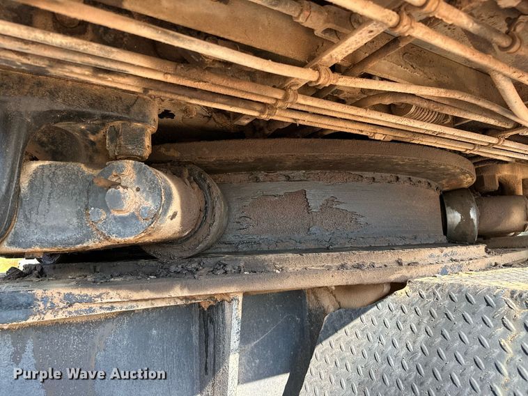 image for item OC9190 Link-Belt  HC-108B crane