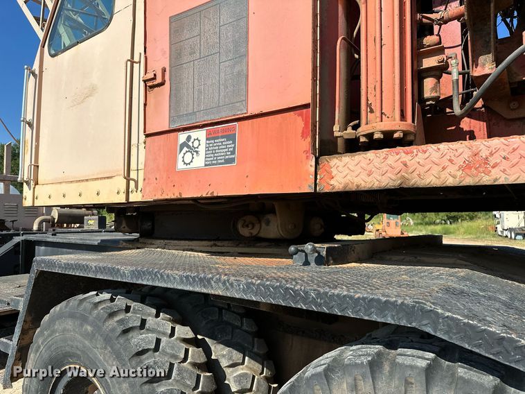 image for item OC9190 Link-Belt  HC-108B crane