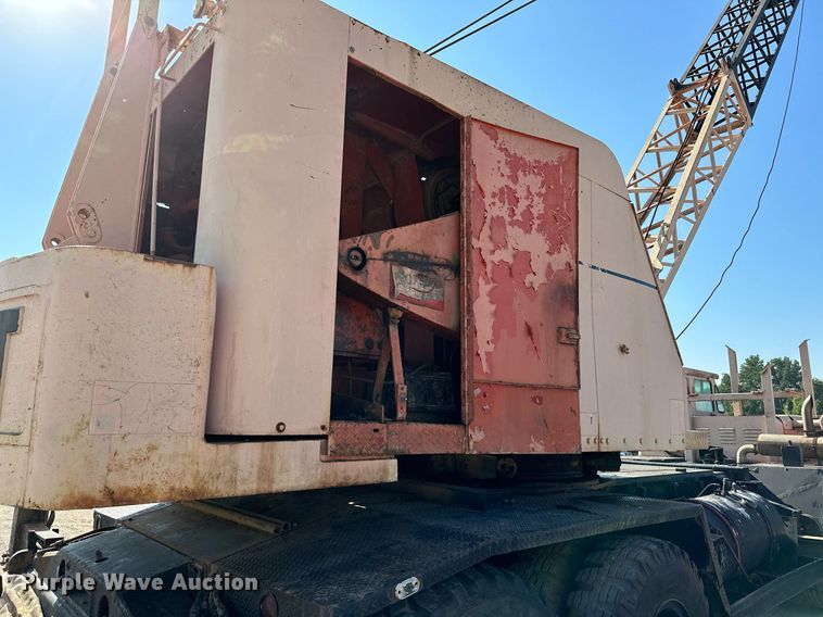 image for item OC9190 Link-Belt  HC-108B crane