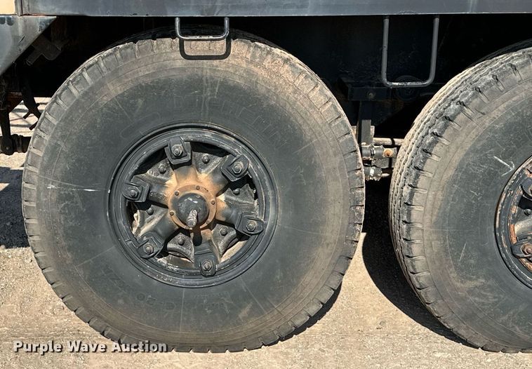 image for item OC9190 Link-Belt  HC-108B crane