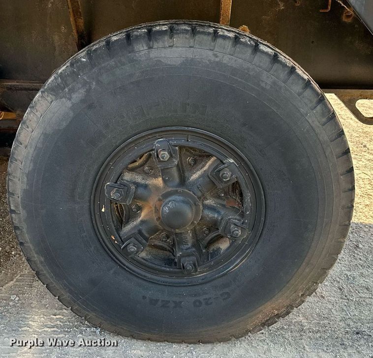 image for item OC9190 Link-Belt  HC-108B crane