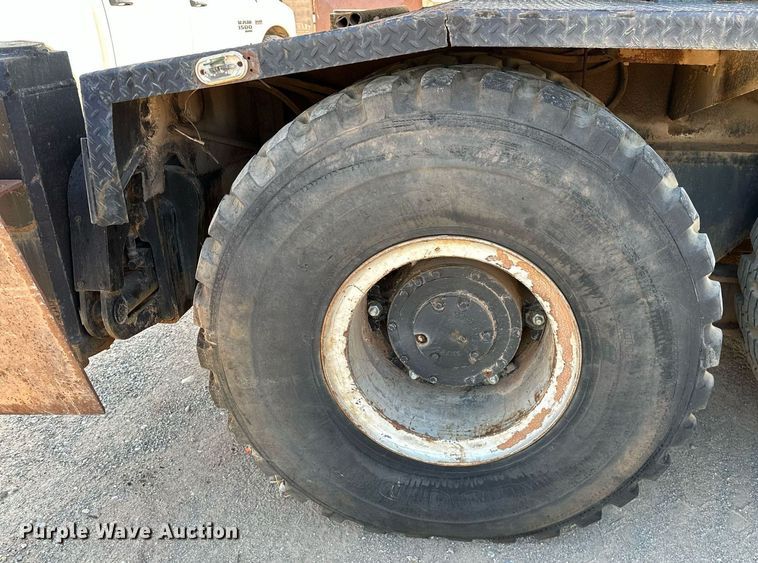 image for item OC9190 Link-Belt  HC-108B crane