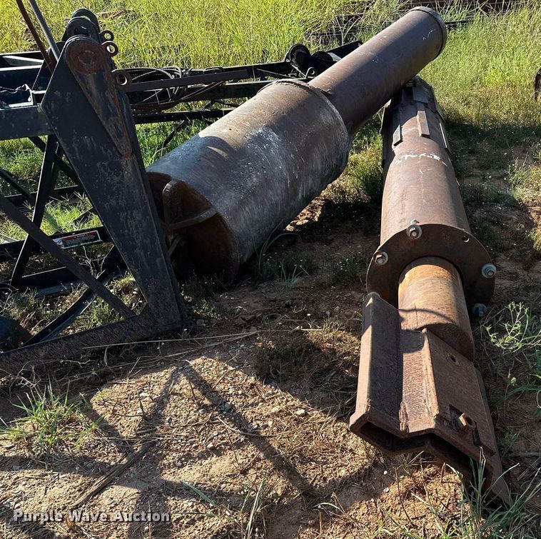 image for item OC9190 Link-Belt  HC-108B crane