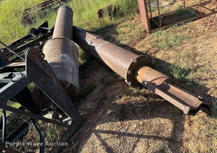 image for item OC9190 Link-Belt  HC-108B crane