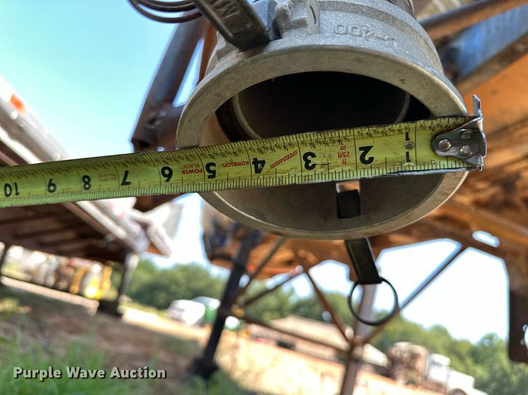 image for item OC9191 1973 MD Trailer Co. tank trailer