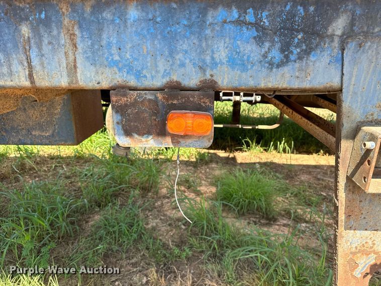 image for item OC9191 1973 MD Trailer Co. tank trailer