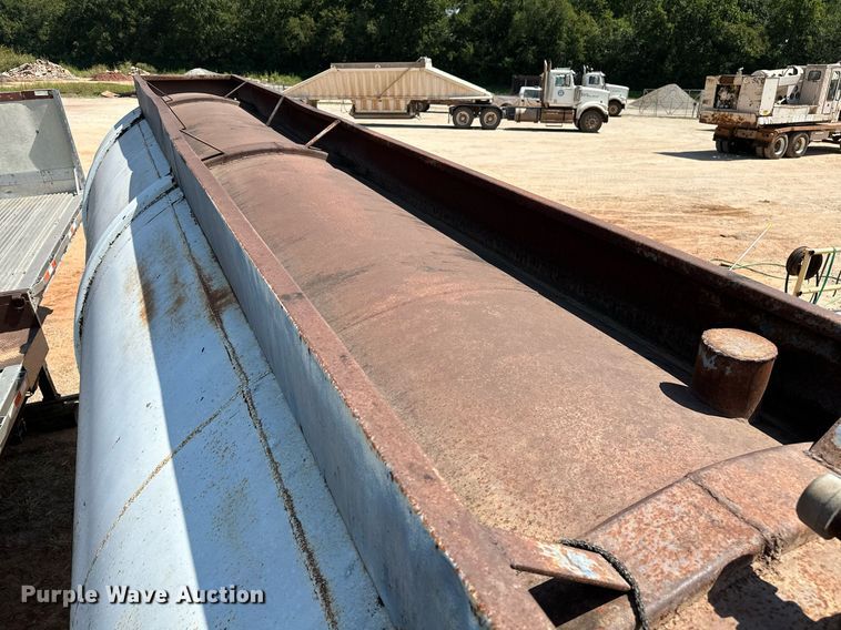 image for item OC9191 1973 MD Trailer Co. tank trailer