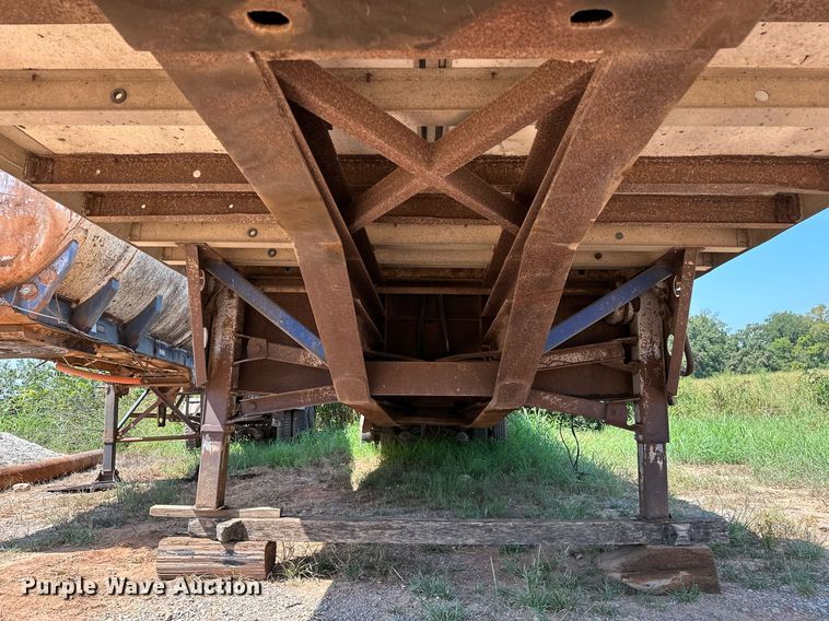 image for item OC9193 1995 Boyd 9101 drop deck trailer