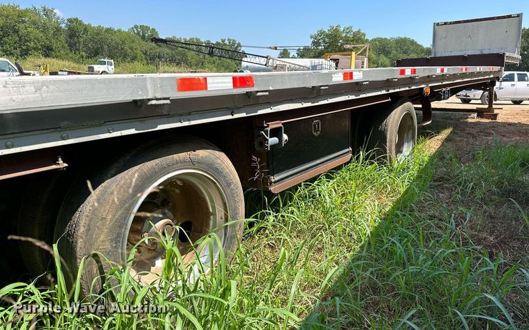 image for item OC9193 1995 Boyd 9101 drop deck trailer