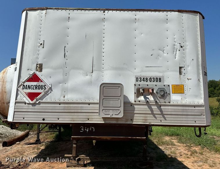 image for item OC9193 1995 Boyd 9101 drop deck trailer