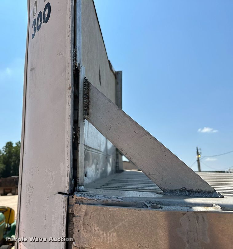 image for item OC9193 1995 Boyd 9101 drop deck trailer