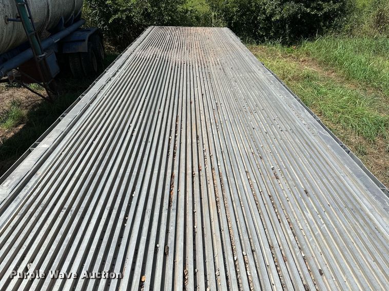 image for item OC9193 1995 Boyd 9101 drop deck trailer