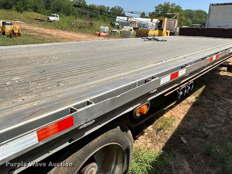 image for item OC9193 1995 Boyd 9101 drop deck trailer