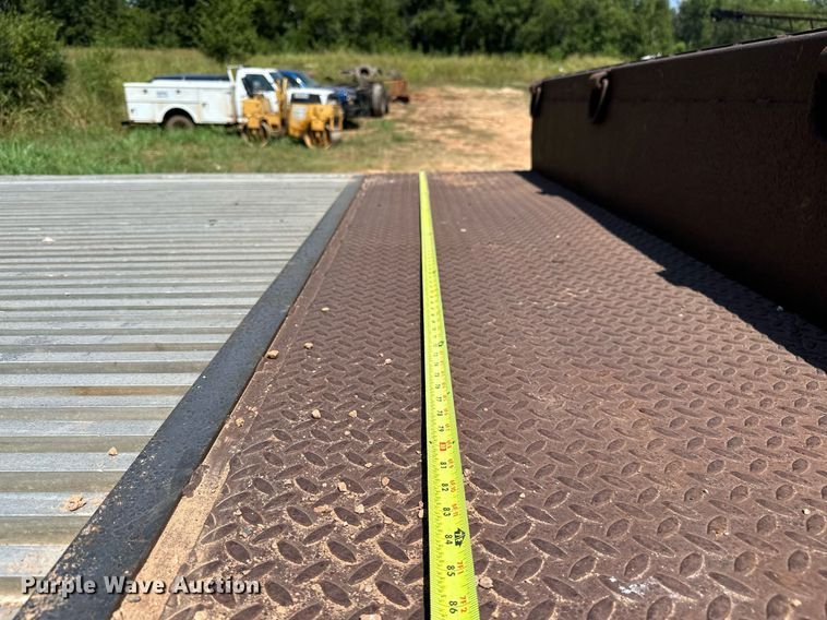 image for item OC9193 1995 Boyd 9101 drop deck trailer