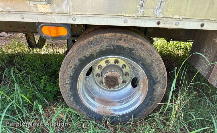 image for item OC9193 1995 Boyd 9101 drop deck trailer