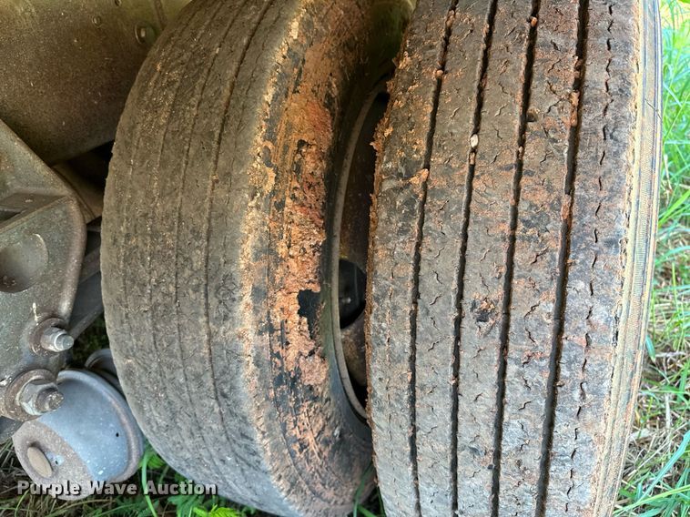 image for item OC9193 1995 Boyd 9101 drop deck trailer