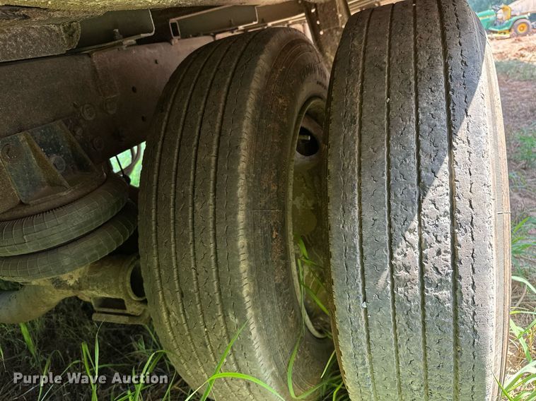 image for item OC9193 1995 Boyd 9101 drop deck trailer