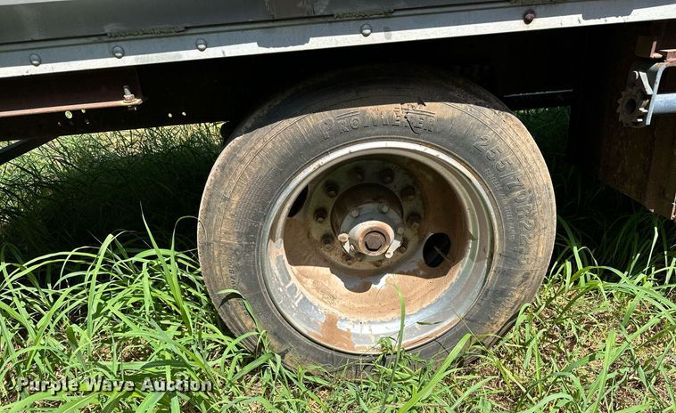 image for item OC9193 1995 Boyd 9101 drop deck trailer